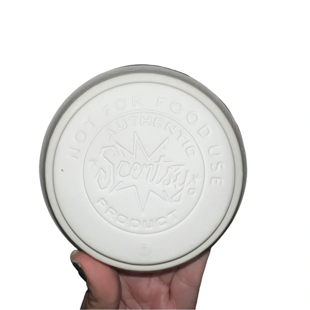 New ▶️ SCENTSY ◀️ Jolly Santa Full Size Warmer Holiday Collection New in Box